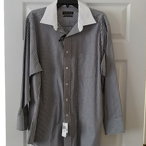 Donald Trump Other - NWT Men's shirt new 17 32-33